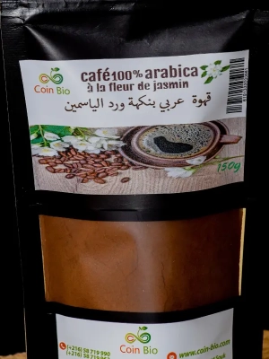 Café arabica à la fleur de jasmin et l'eau de rose