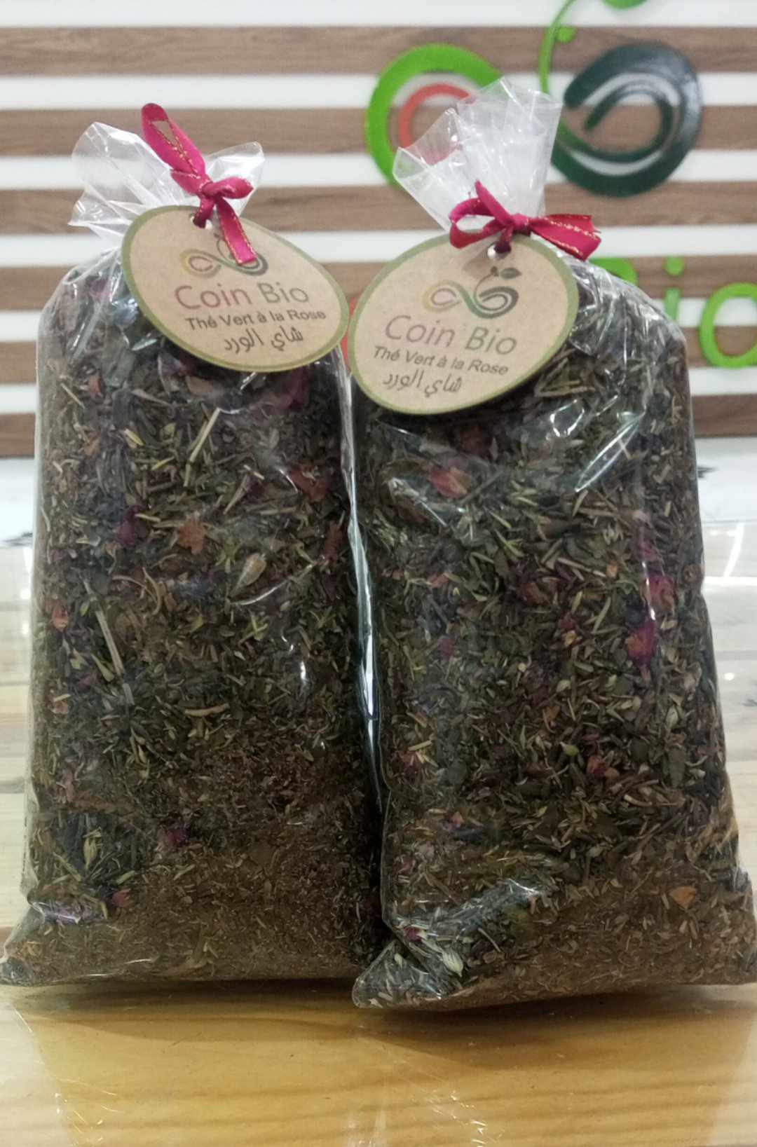 Thé vert à la rose